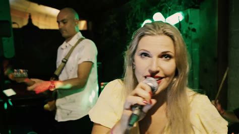 mandy meadowland|@MandyMeadowland .